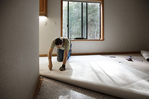 Carpet Fiter in Dubai