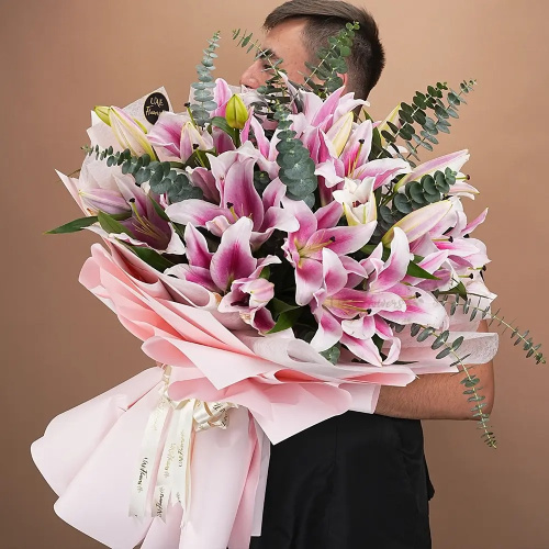 UAE Flowers | Flower Delivery Dubai | Flowers, Cake, Plants, Perfume & Gifts Shop